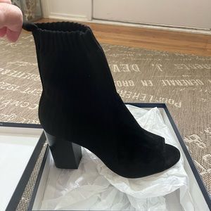 Splendid Black Suede open toes bootie